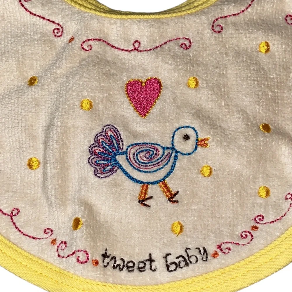 NEW “tweet baby” embroidered baby bird bib